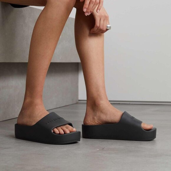 BALENCIAGA MONOSLIDE Sandals Mono Slides Rubber Pool Mules Shoes Black - Picture 4 of 16